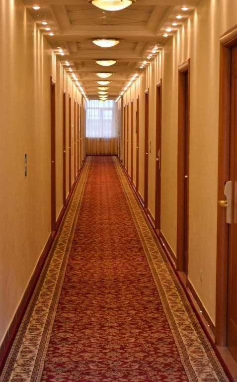 Hotel Ekipage ヴヌーコヴォ エクステリア 写真